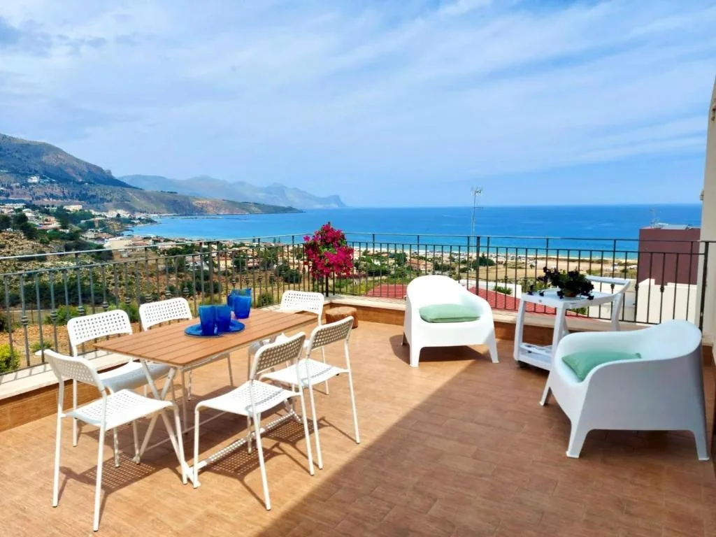 Ristrutturazione casa vista mare a Castellammare del Golfo - Tempestivo